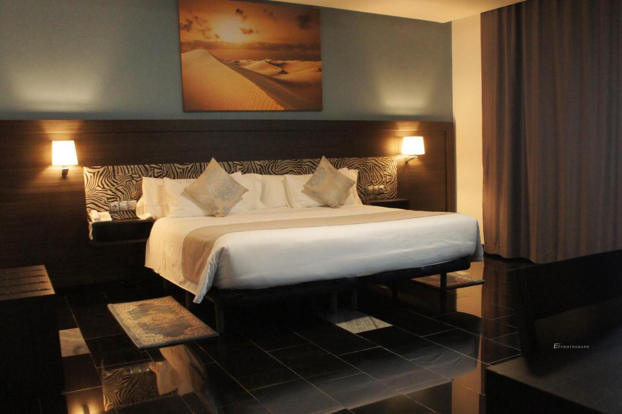 Hotel Tasiast Nouadhibou Buitenkant foto